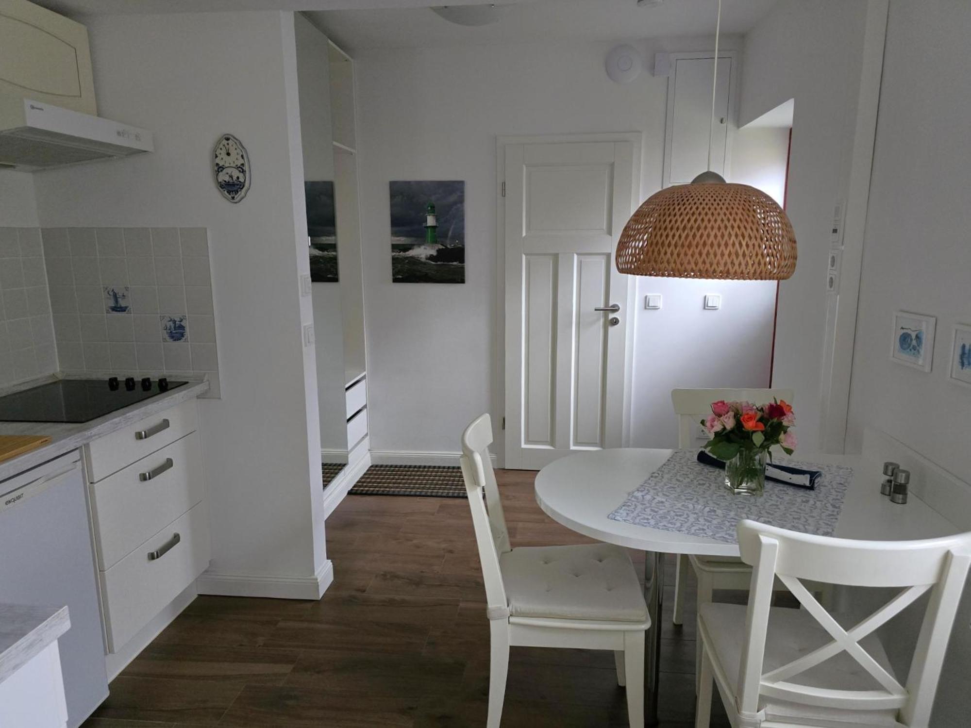 Ferienwohnung Hofidyll - Warnemuende Росток Экстерьер фото